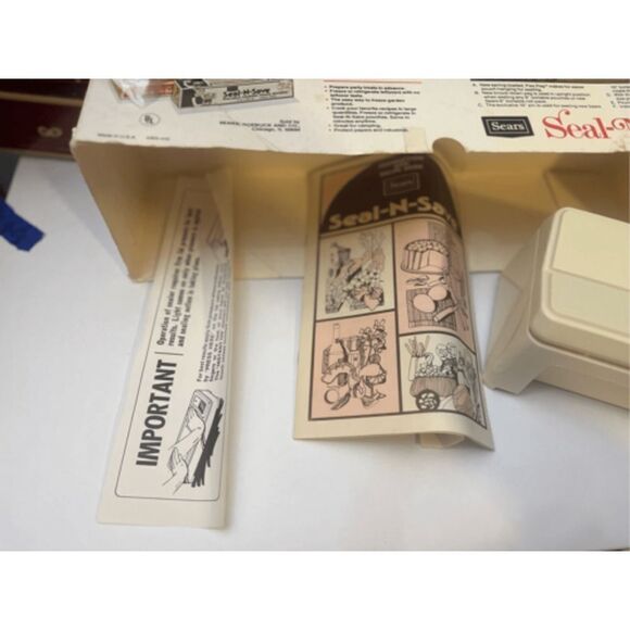 Sears Roebuck and Co. 1980 Seal-N-Save in box Vintage Almond - Picture 13 of 16